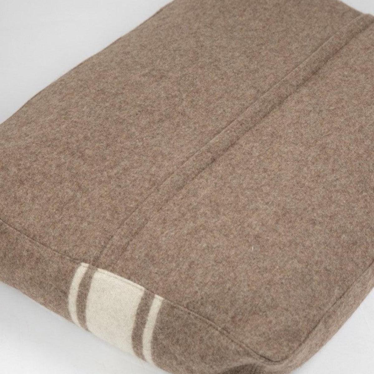 Coussin pour chien en laine - YOUSUF LAINE - Kasibe