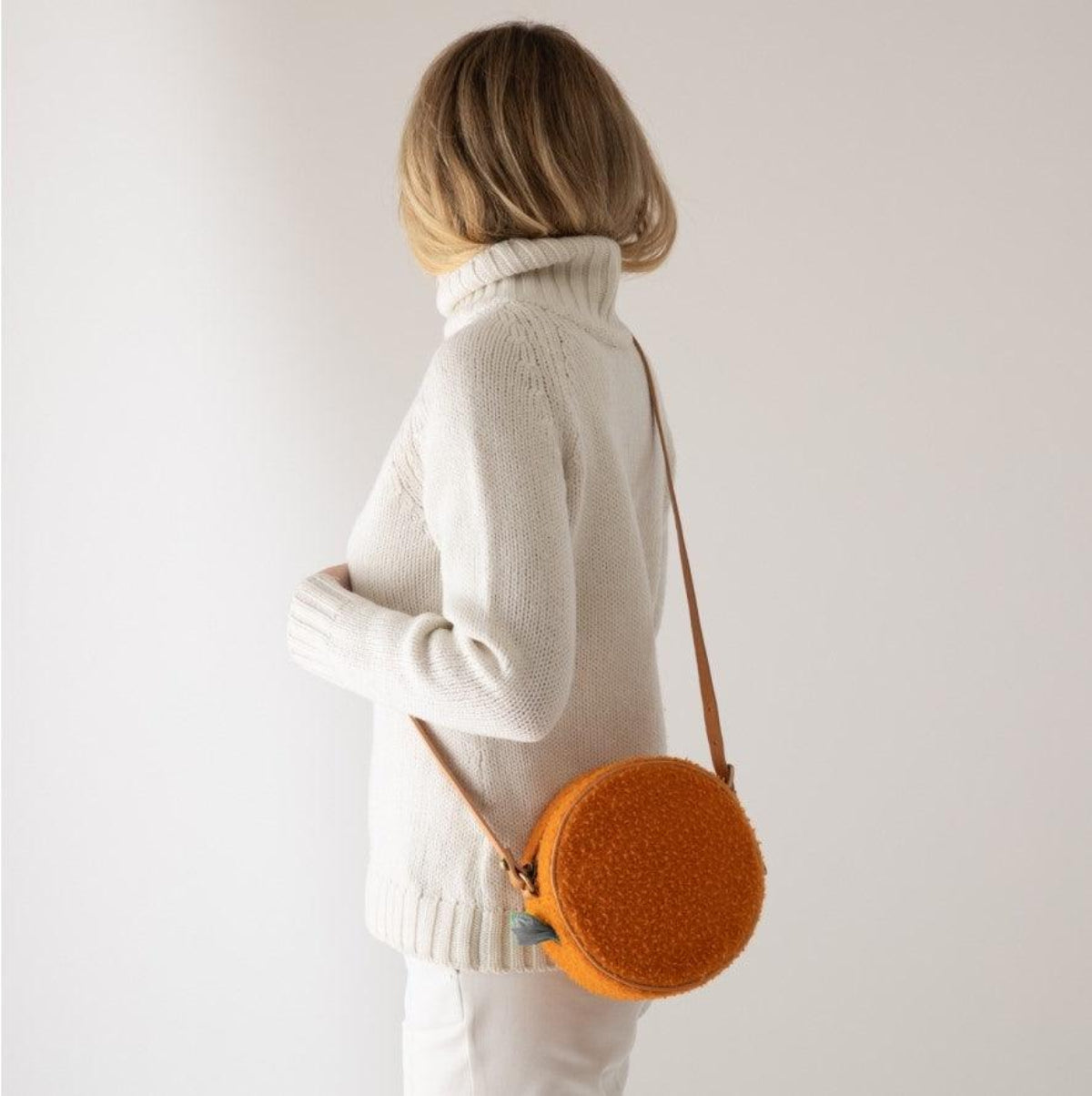 Distributeur de sacs pour déjections canines - MINI MARGARET CASENTINO - Kasibe