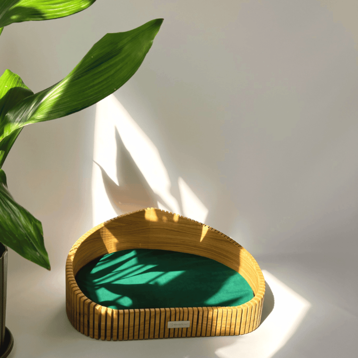 Lit pour chien ou chat en bois massif - HOYA - Kasibe