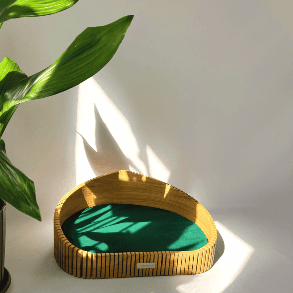 Lit pour chien ou chat en bois massif - HOYA - Kasibe