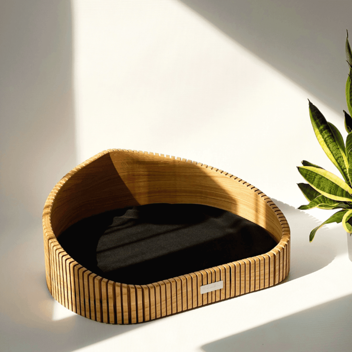 Lit pour chien ou chat en bois massif - HOYA - Kasibe