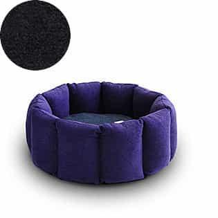 Bloom, un panier apaisant pour votre chat tout en velours aubergine coussin gris foncé - kasibe