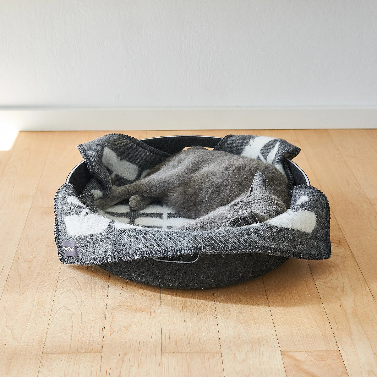 plaid en laine pour chat gris flora - kasibe