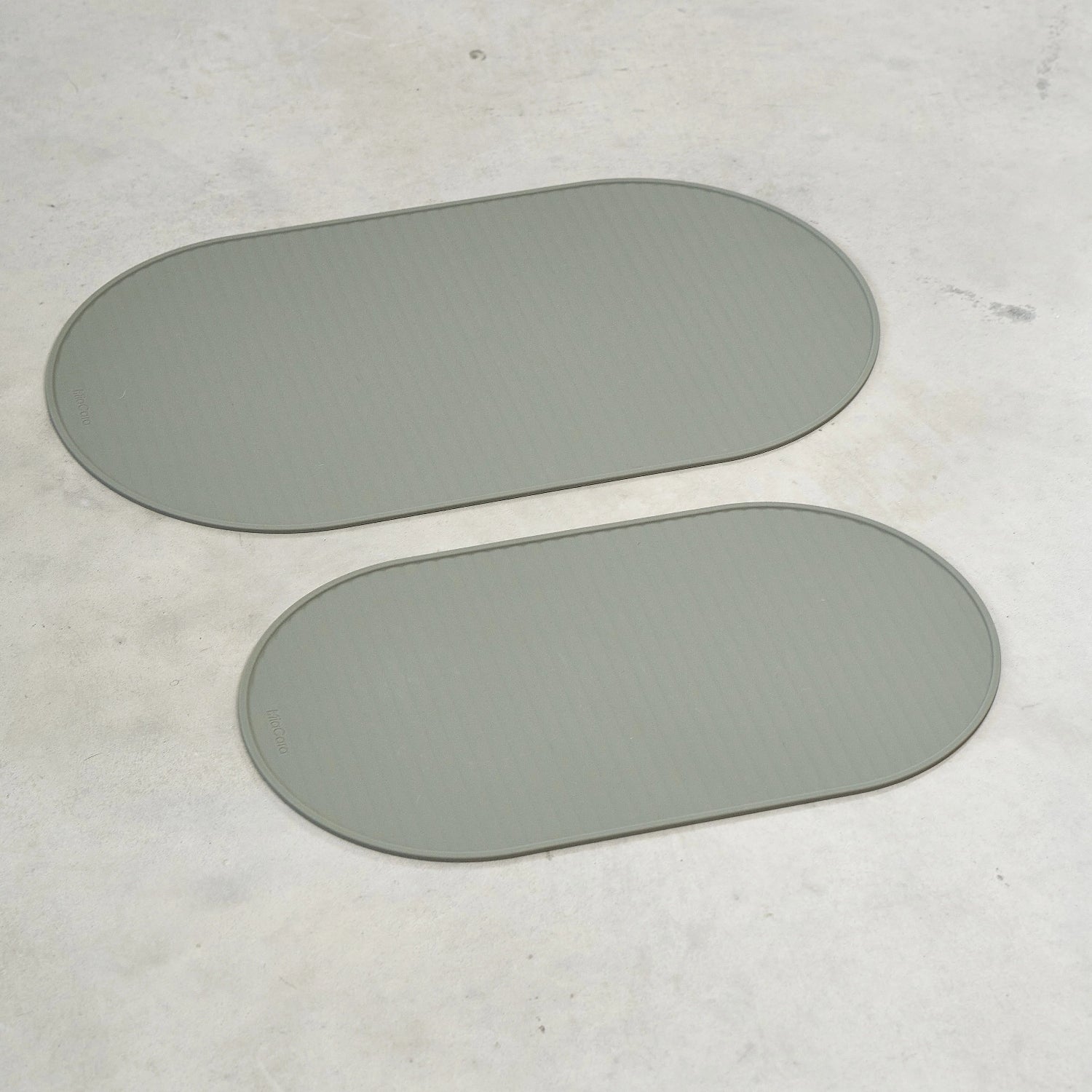 tapis de gamelle design pour chien vert - kasibe