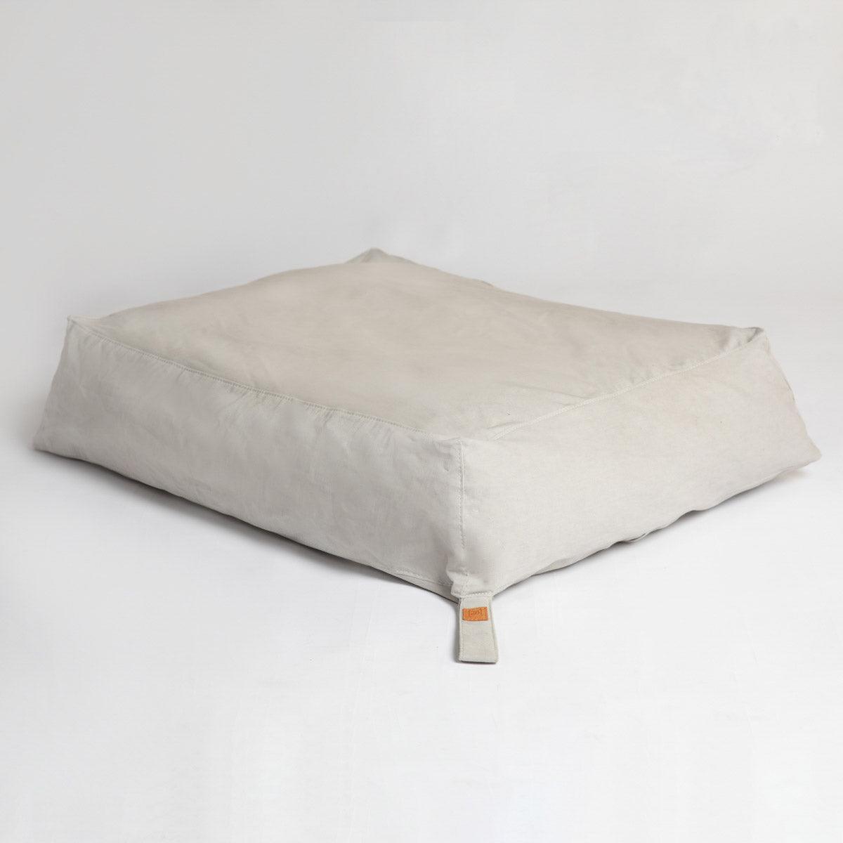 Coussin pour chien lessivable à base pyramidale kasibe