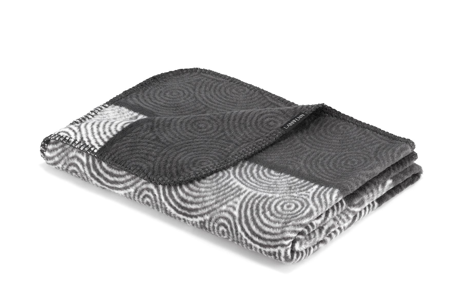 Couverture pour chien ou chat aux motifs graphiques - Kasibe