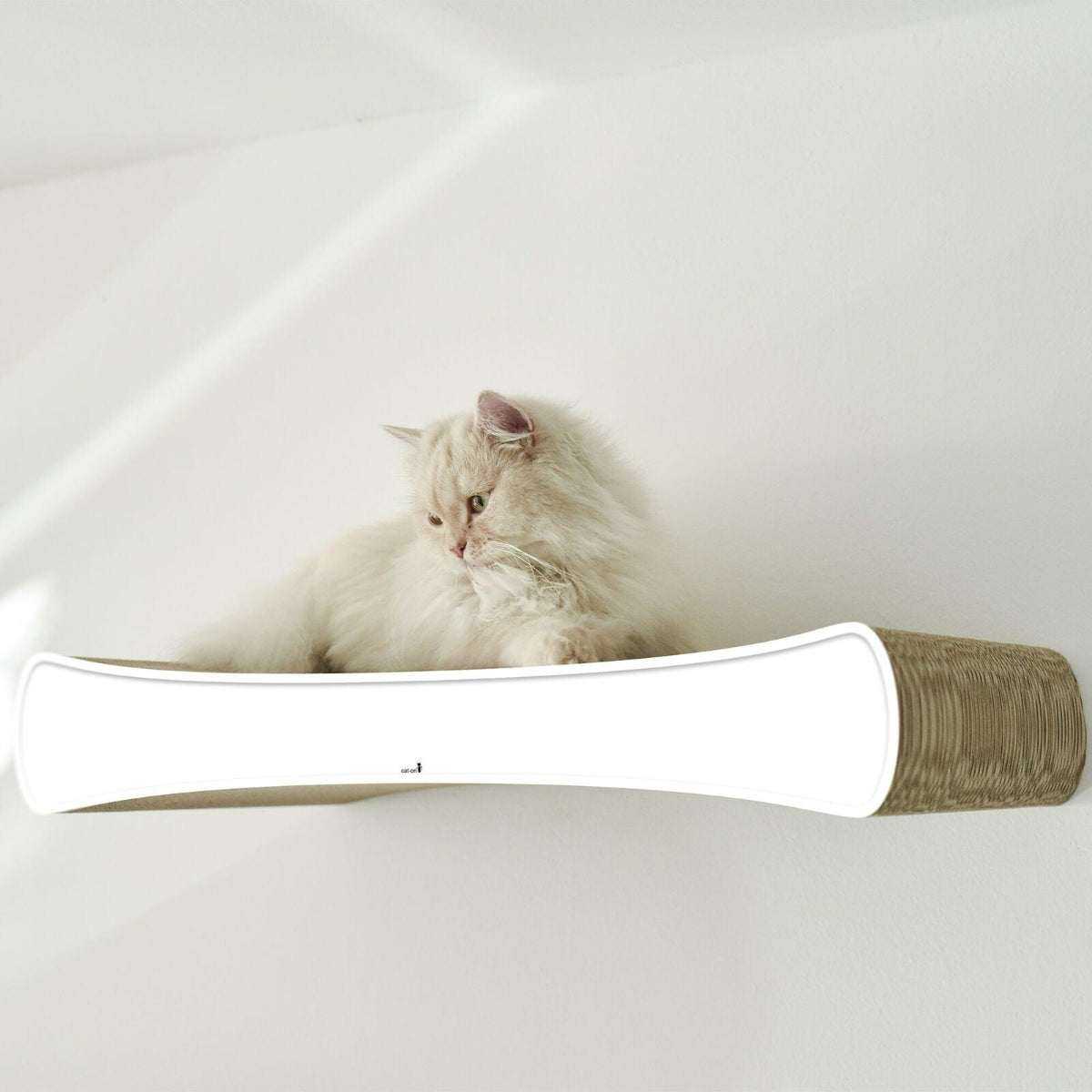 Griffoir mural pour chat - LE PLATEAU - Kasibe