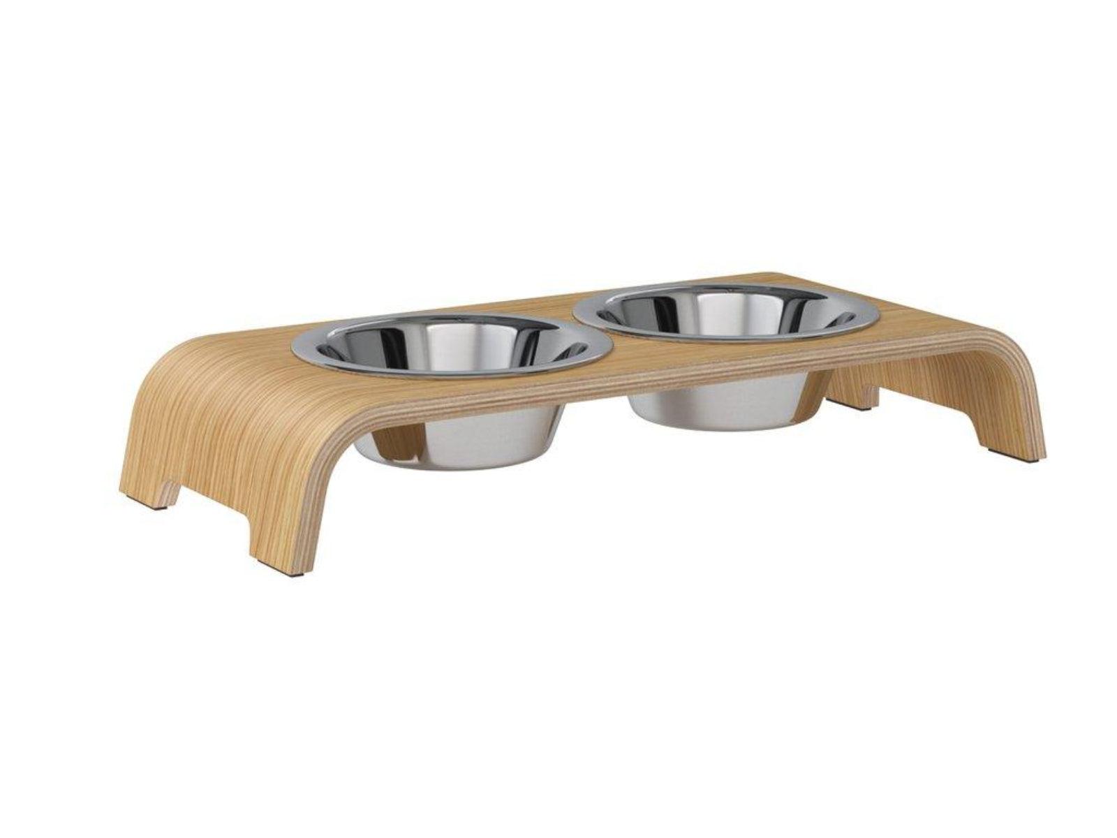Gamelle élégante pour chien en bois massif dogBar toute en courbe kasibe chêne clair taille s bol acier