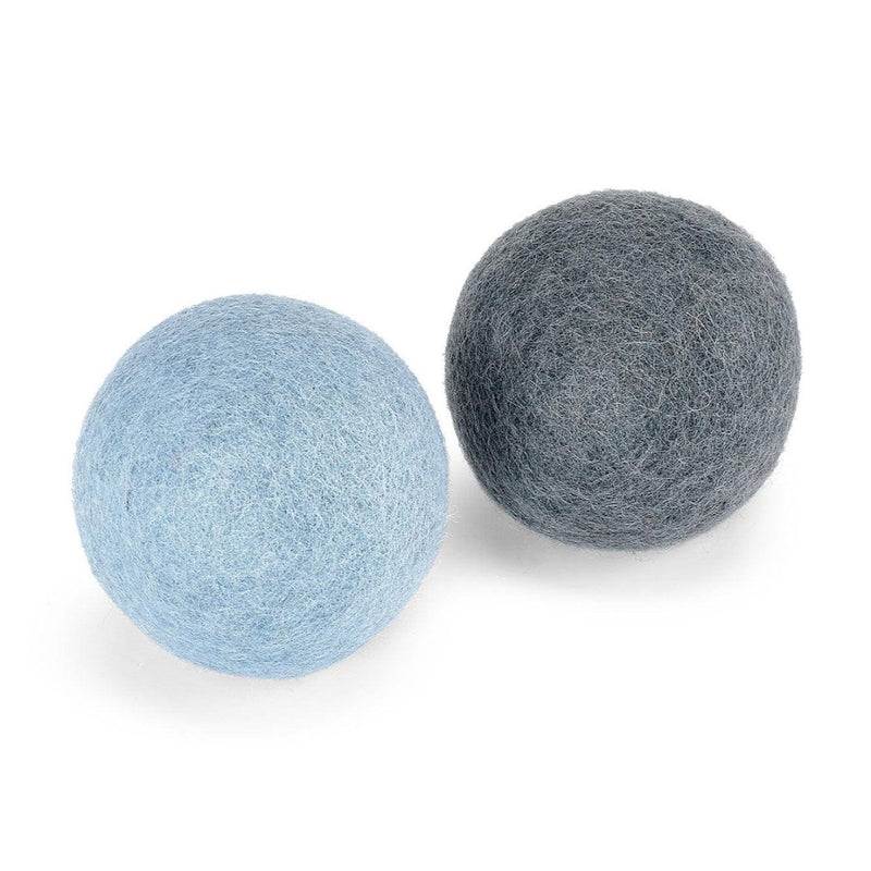 Globo, une balle pour chien en feutre de laine bleu moyenne - kasibe