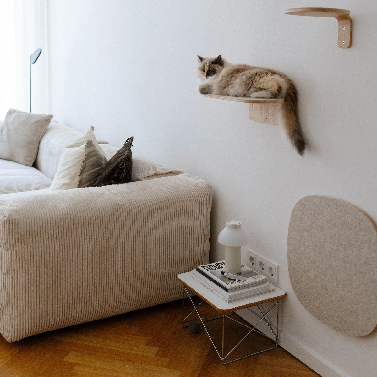 grattoir mural design pour chat beige - kasibe