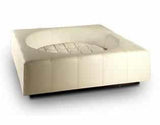 Panier Cube, un meuble pour chien très design en cuir crème taille m - kasibe
