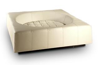 Panier Cube, un meuble pour chien très design en simili cuir ivoire taille m - kasibe