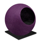 Meuble pour chat design : le Square un cocon discret tout en élégance prune socle béton noir - kasibe