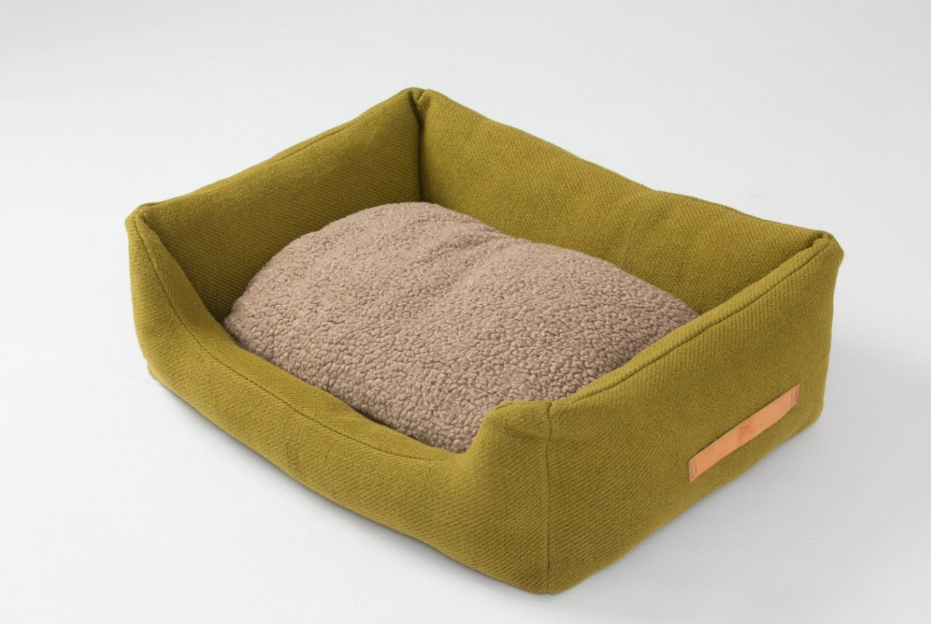 Panier pour chien en toile de jute : Henri, un lit confort jaune - kasibe