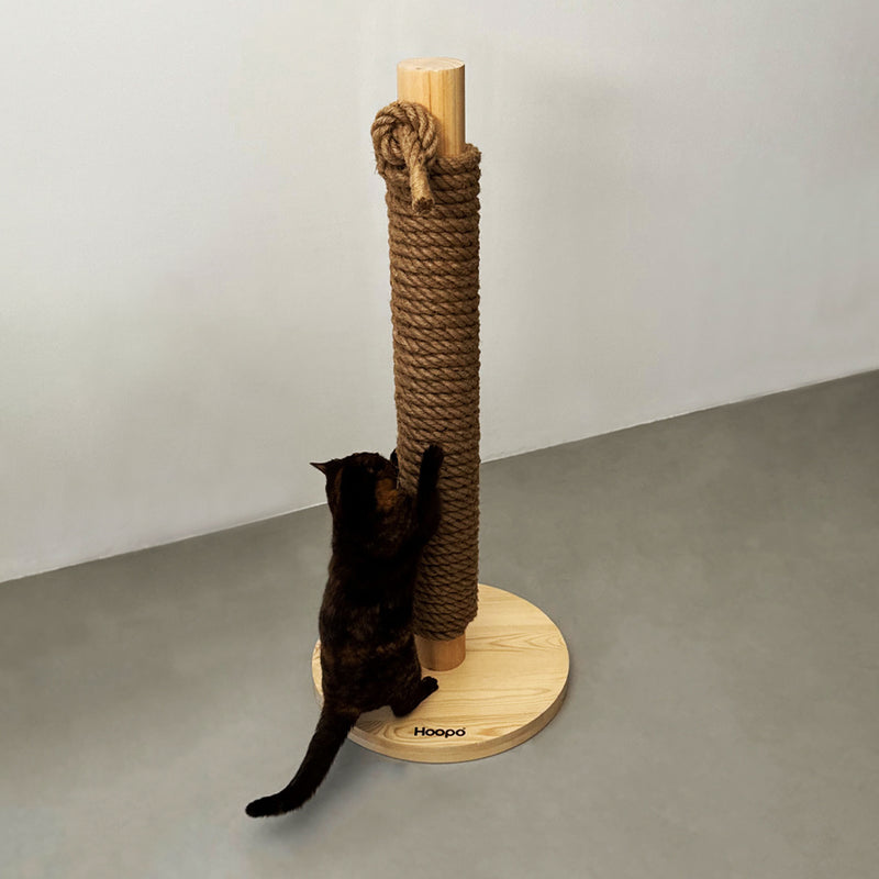 Totem : un poteau griffoir pour chat très design  - kasibe