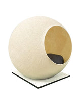 Meuble pour chat design : le Square un cocon discret tout en élégance champagne socle béton blanc - kasibe