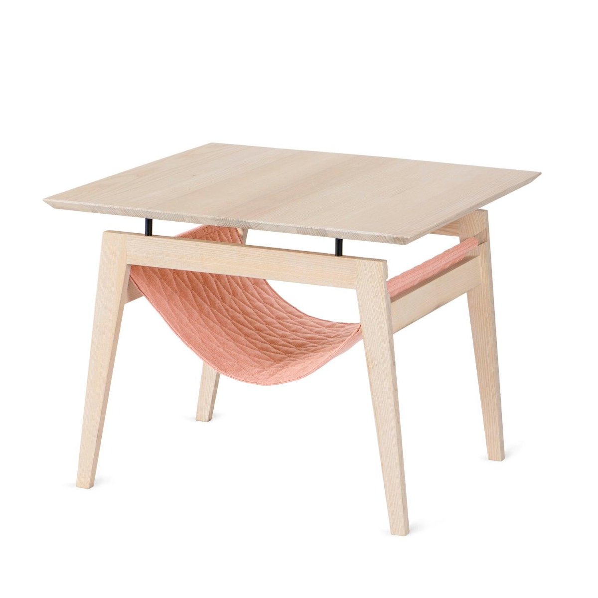 Kikko, un panier pour chat en bois et hamac au style scandinave rose - kasibe