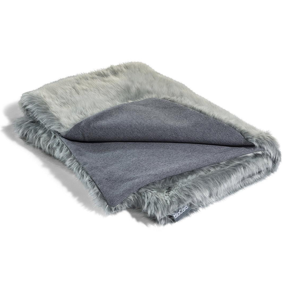 Une touche déco avec ce plaid en fourrure pour chien Lana gris - kasibe